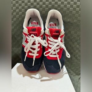 Women’s NB 574 Navy/Red/Gray